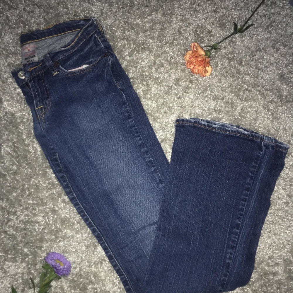 🌾Lucky Brand Dungaree Jeans🌾